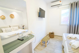 Dimele Rooms & Studios