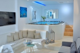 Elegant Villas & Suites