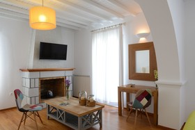 Elena Hotel