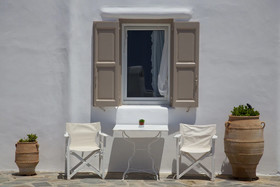 Eleni's Village Suites