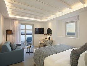 Epic Blue Luxury Hotel Suites & Villas Mykonos