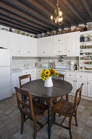 Erato Traditional Town House