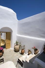 Erato Traditional Town House