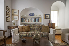 Erato Traditional Town House
