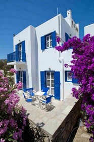 Gryparis' Club Apartments