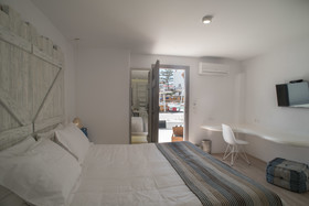 Axel Beach Mykonos