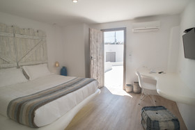 Axel Beach Mykonos