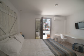 Axel Beach Mykonos