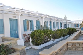 Hotel Petinaros