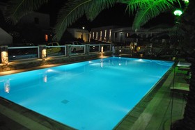 Hotel Petinaros