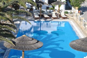 Hotel Petinaros