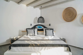 Ikies of Mykonos