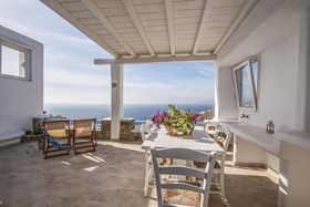 Manolia View