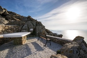 Manolia View