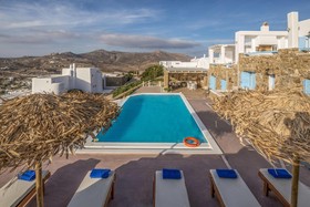 Manolia View