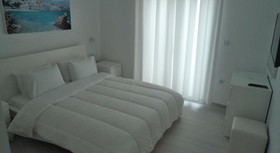 Maroulina's Boutique Studios And Apartments