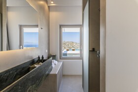 Muro Suites