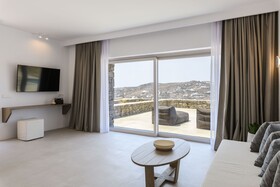 Muro Suites