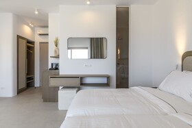Muro Suites