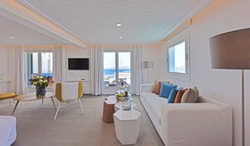Myconian Korali Relais & Chateaux