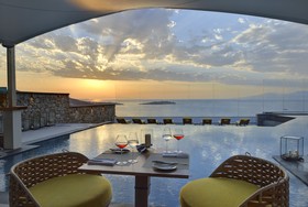 Myconian Korali Relais & Chateaux