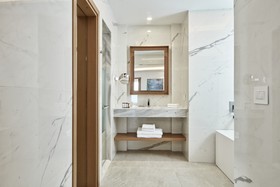 Myconian Korali Relais & Chateaux