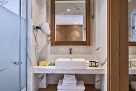 Myconian Korali Relais & Chateaux