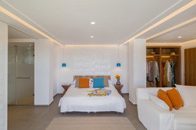 Myconian Korali Relais & Chateaux