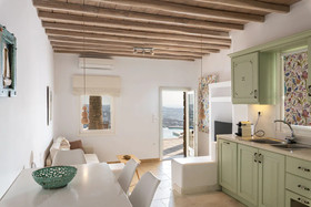 Mykonos Divino