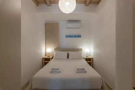 Mykonos Divino
