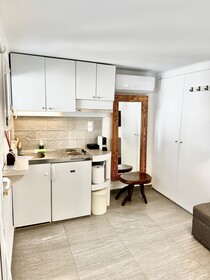 Mykonos Eight