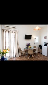 Paraportiani Guesthouse