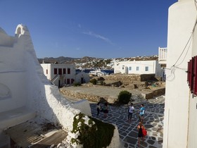 Paraportiani Guesthouse