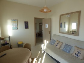 Paraportiani Guesthouse