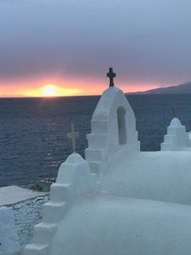 Paraportiani Guesthouse