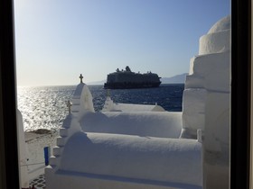 Paraportiani Guesthouse