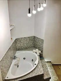 Queen Boutique Suites