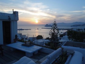 Rania Apartments Sea View Studios & Suites