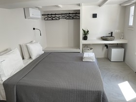 Rania Apartments Sea View Studios & Suites