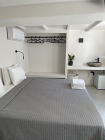 Rania Apartments Sea View Studios & Suites