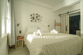 Seabed Suites