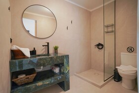 Seabed Suites