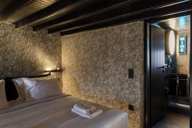 She Mykonos Hotel