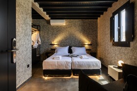 She Mykonos Hotel