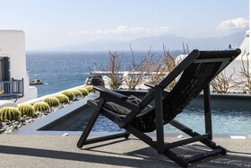 She Mykonos Hotel