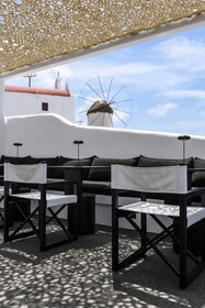 She Mykonos Hotel