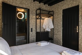 She Mykonos Hotel