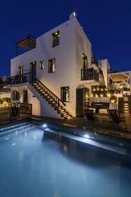 She Mykonos Hotel