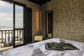 She Mykonos Hotel