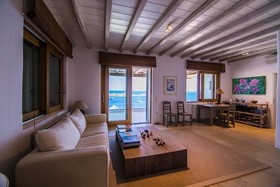 St Lazarus Villa